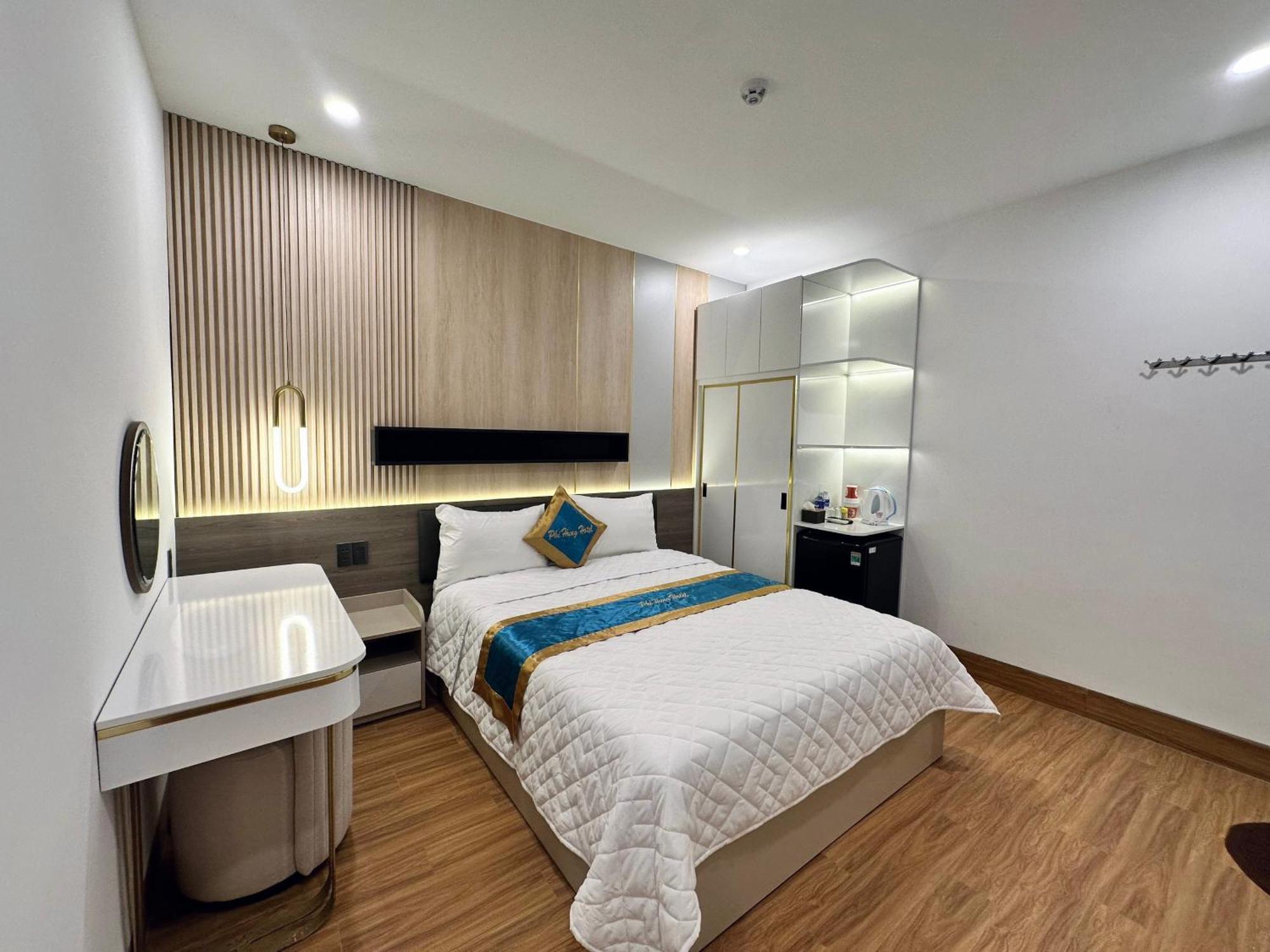 Hotel Phi Hung Tam Kỳ Kültér fotó